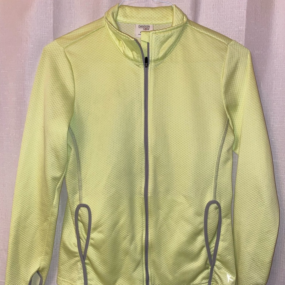 Running Jacket - Picture 1 of 2